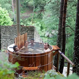 https://la-roche-aux-fes.hotels-rhonealpes.com