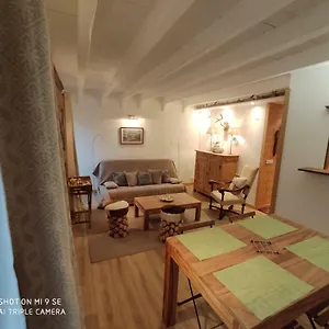 https://chez-rosine.fr-provencehotel.com